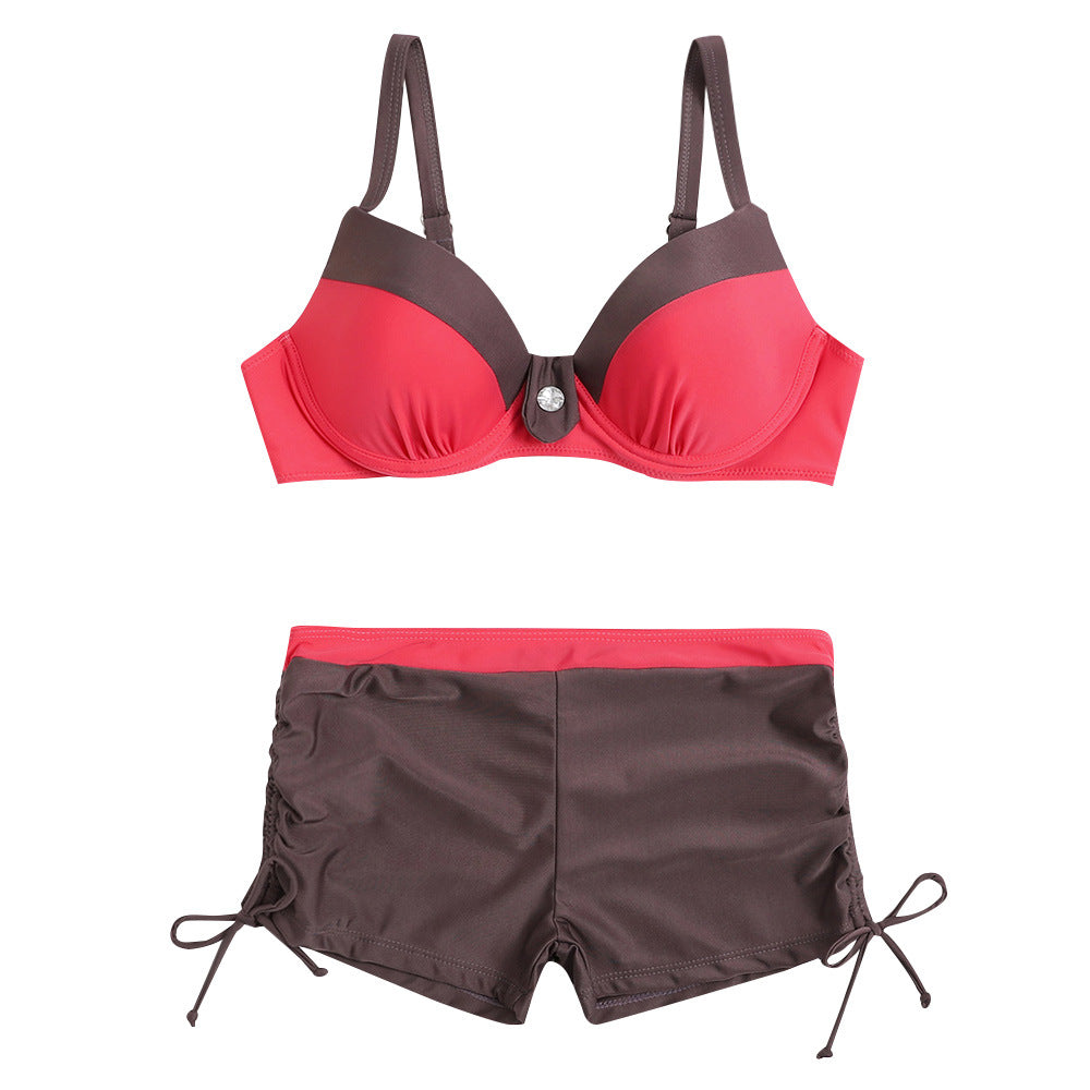 Damen Sportlicher Bikini mit elegantem Bustier und hochgeschnittenen Shorts Echo Archiv