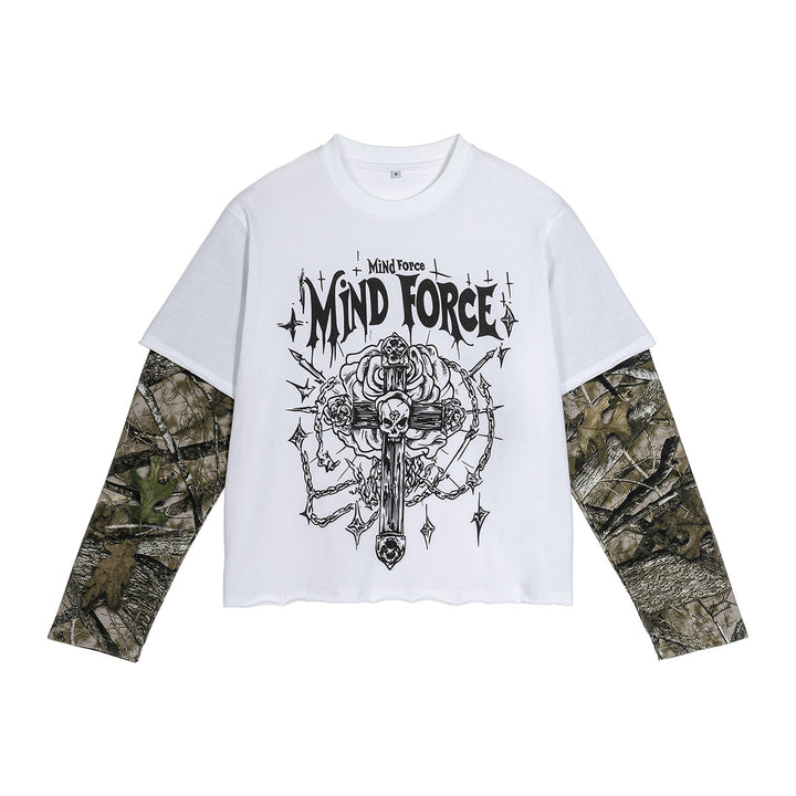 Herren Lagen-Langarm-T-Shirt mit Camouflage-Innensärmeln und Gothic-Print Echo Archiv