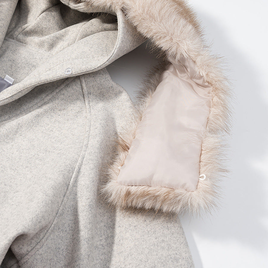 Damen Kurze Kapuzenjacke mit Kunstfellbesatz, Taschen und Taillenschleife Echoarchiv