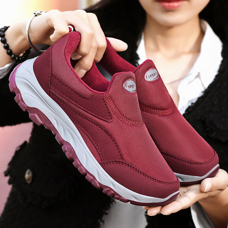 Damen nan leichter Slip-On Walkingsneaker mit elastischem Einstieg, gepolstertem Memory-Fußbett und profilierter rutschfester Laufsohle Echo Archiv