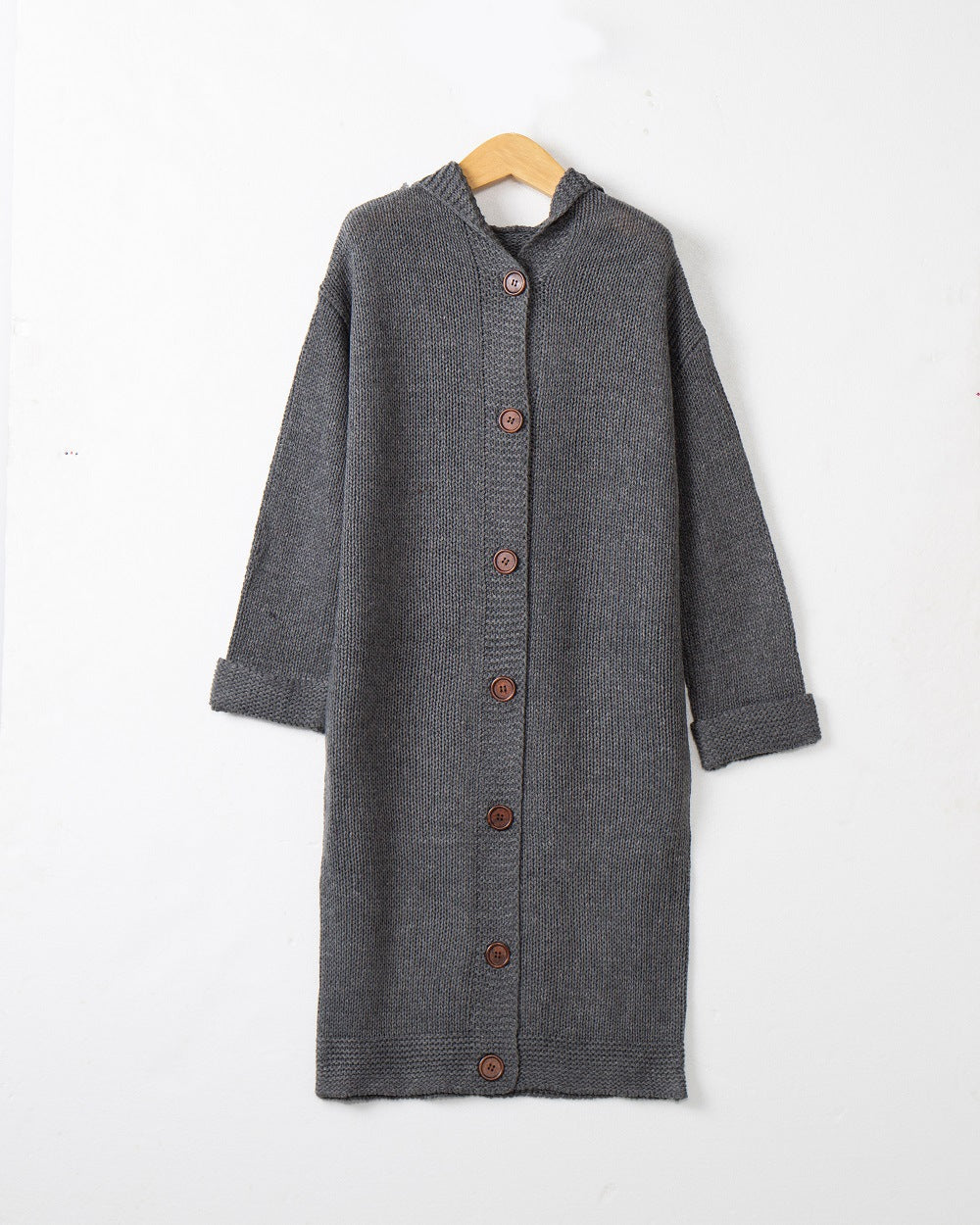 Damen Kapuzen-Longcardigan aus mitteldickem Rippstrick mit durchgehender Knopfleiste und lockerem Oversize-Schnitt Echo Archiv