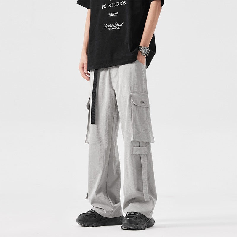 Herren Baggy-Cargohose mit extra großen Utility-Taschen, geradem Bein & integriertem Stoffgürtel Echoarchiv