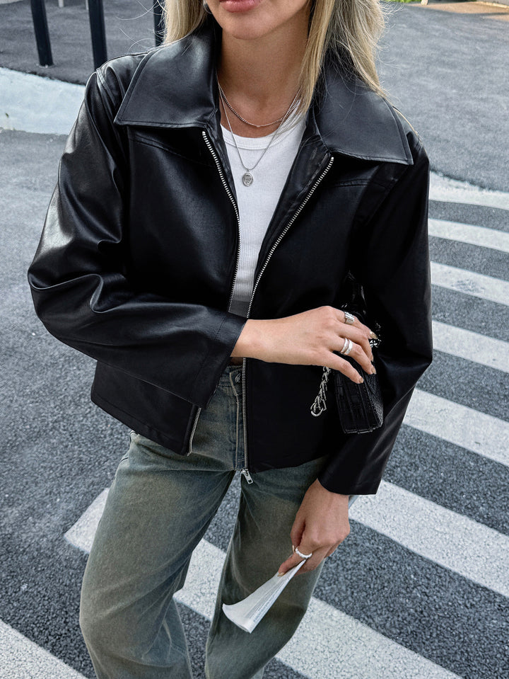 Damen elegante Kunstlederjacke mit Reißverschluss, Hemdkragen und Eingrifftaschen – Célinea