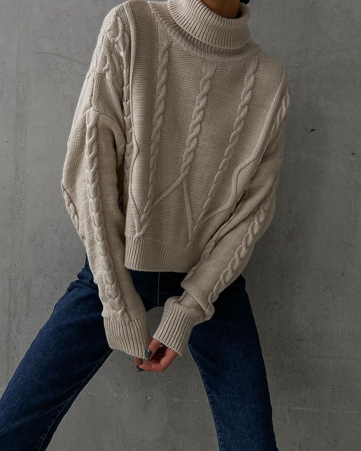 Damen Grobstrick-Rollkragenpullover mit Zopfstrick-Details Echoarchiv