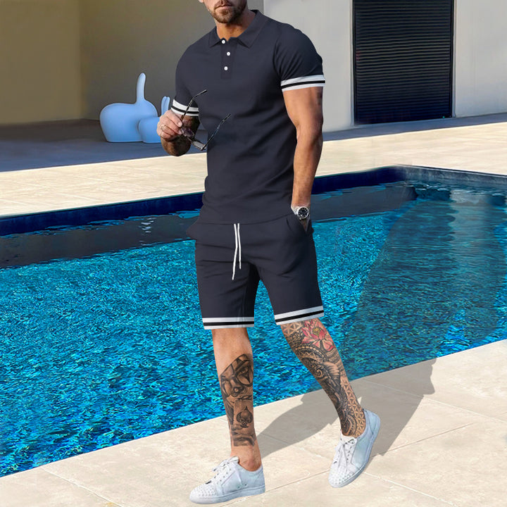 Herren Poloshirt und Shorts-Set mit sportlichen Akzenten Echoarchiv