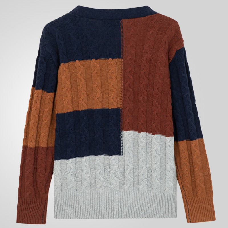 Herren Strickjacke mit modernem Zopfmuster und farblich abgestimmten Taschen Echoarchiv