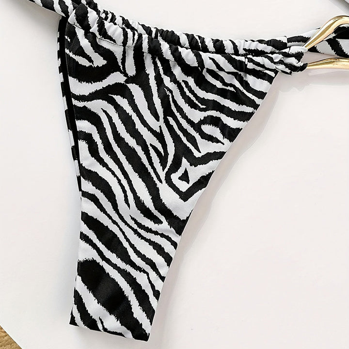 Damen Bandeau-Bikini mit hochwertigem Gold-Detail und elastischem Schnitt Echo Archiv