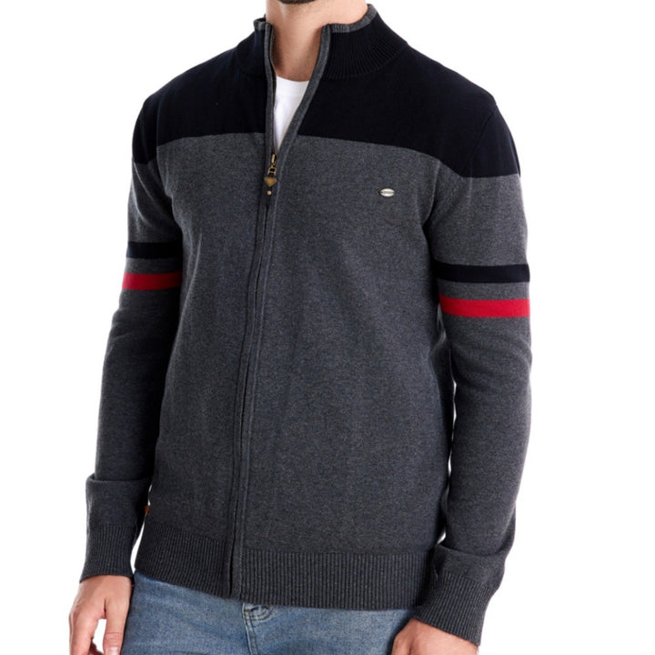Herren sportliche Strickjacke mit hohem Kragen und Reißverschluss Echoarchiv
