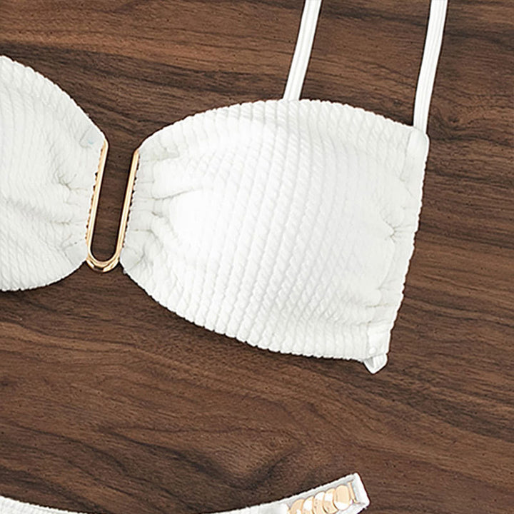 Damen Triangel-Bikini mit elegantem Stützband und modischen Akzenten Echo Archiv