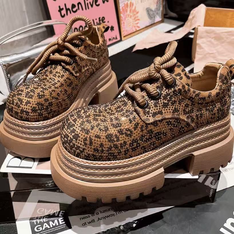 Damen Sneaker mit glitzerndem Leoparden-Design und robuster Sohle Echo Archiv