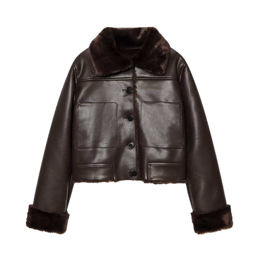 Damen Kurzjacke in Lammfell‑Optik mit Pelzkragen, aufgesetzten Taschen und Knopfleiste Echo Archiv