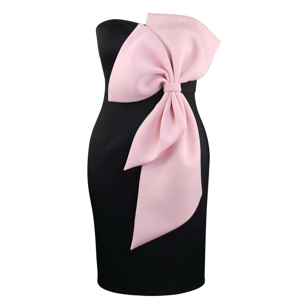 Damen Elegantes Abendkleid mit großem Schleifenakzent Echo Archiv