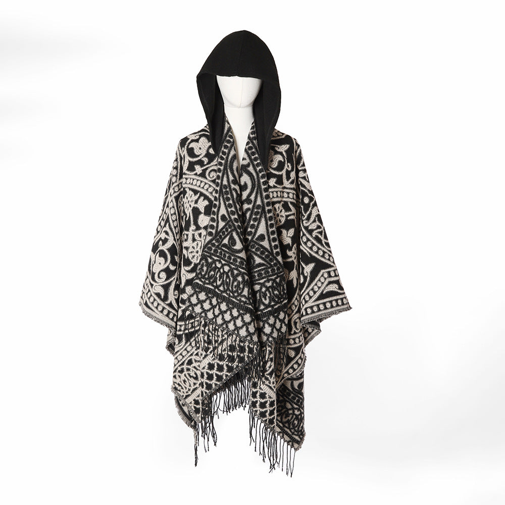 Damen Kapuzen-Ruana aus Wollmix mit Ornament-Jacquard und Fransen – Avérine