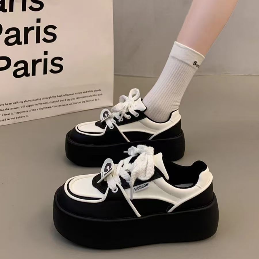 Damen modische Plateau Sneakers mit eleganten Ziernähten und dämpfender Sohle Echo Archiv
