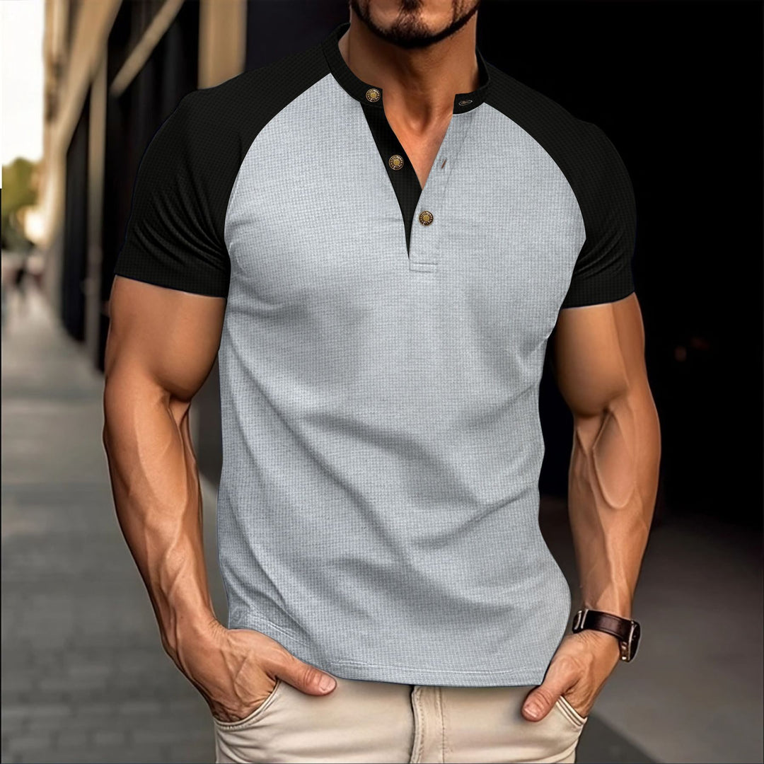Herren Kurzarm Poloshirt mit modischer Knopfleiste und kontrastierenden Ärmeln Echoarchiv