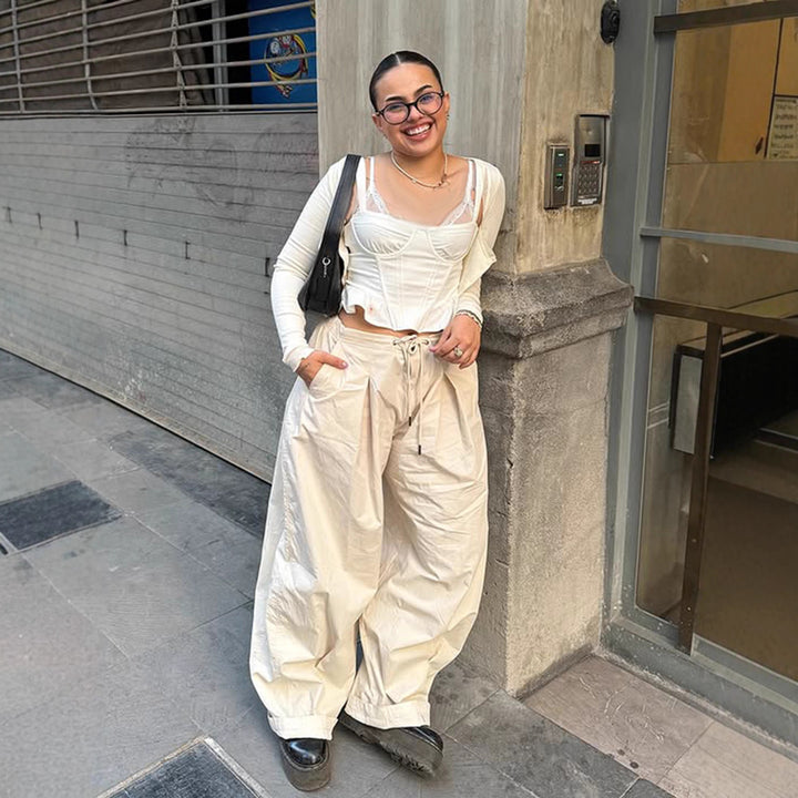 Damen Weite Chinohose mit elastischem Bund und dekorativen Falten Echo Archiv