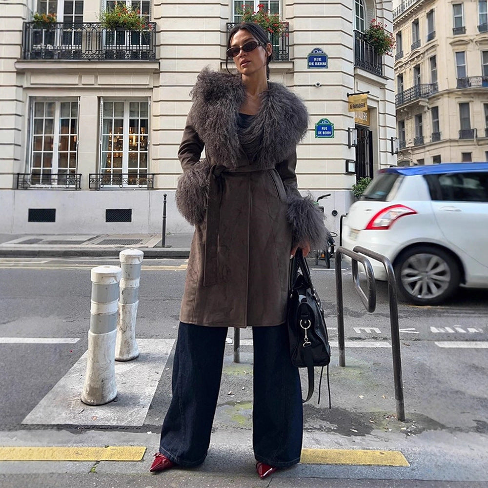 Damen Mantel aus Veloursleder‑Optik mit voluminösem Faux‑Fur‑Schalkragen, Fellmanschetten & Taillengürtel Echoarchiv