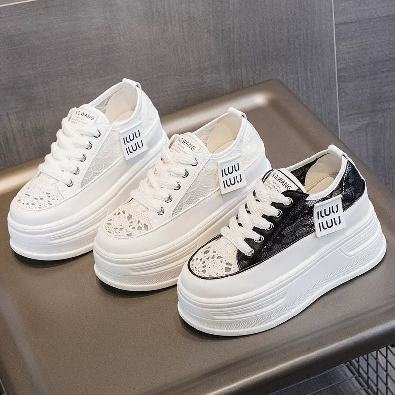Damen Chunky Plateausneaker mit atmungsaktiver Mesh-Oberfläche und modischer Schnürung Echo Archiv