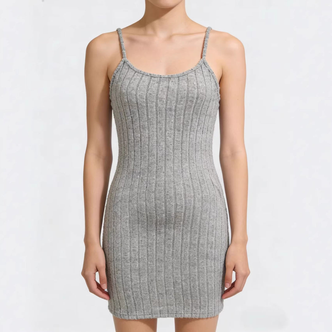 Damen Figurbetontes Strickkleid mit passender Strickjacke Echo Archiv