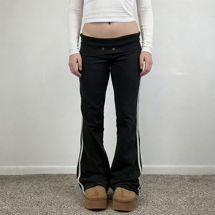 Damen Fließende Palazzo-Hose mit hohem Bund und dekorativen Ösen Echo Archiv
