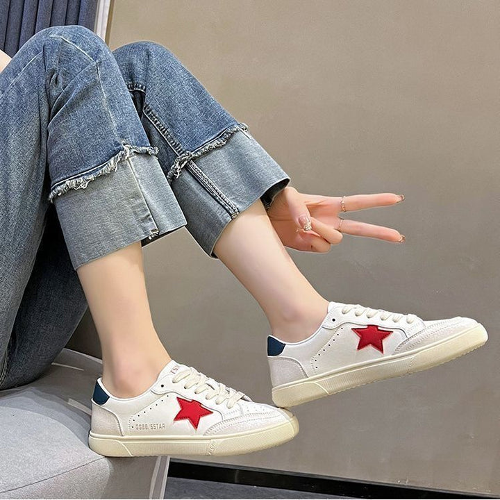 Damen Sneaker mit glitzerndem Sternenmotiv und flexiblem Sohlenprofil Echo Archiv
