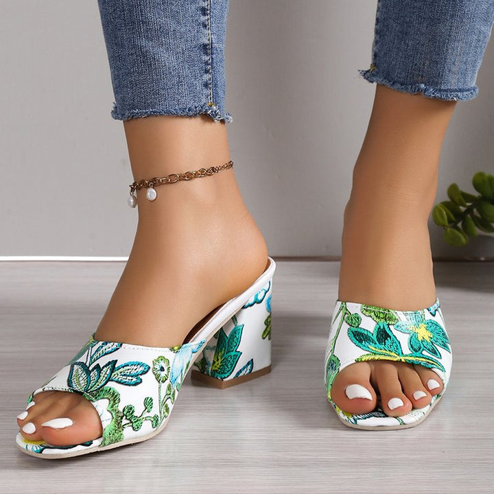 Damen Slip-On Mules mit floralem Allover-Print, mittelhohem Blockabsatz und gepolstertem Komfortfußbett – Avérine