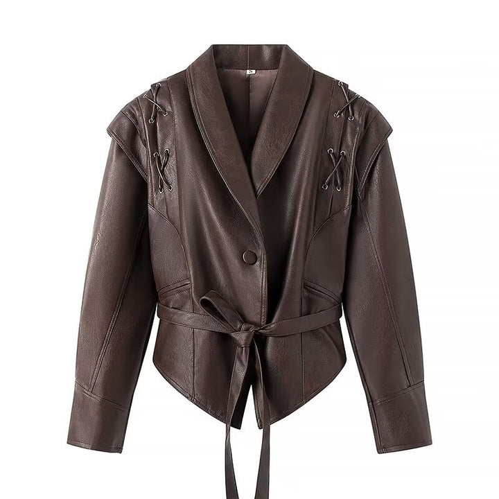 Damen taillierter Kunstleder-Blazer mit Schalkragen, Schnürdetails an der Schulter und Bindegürtel – Célinea
