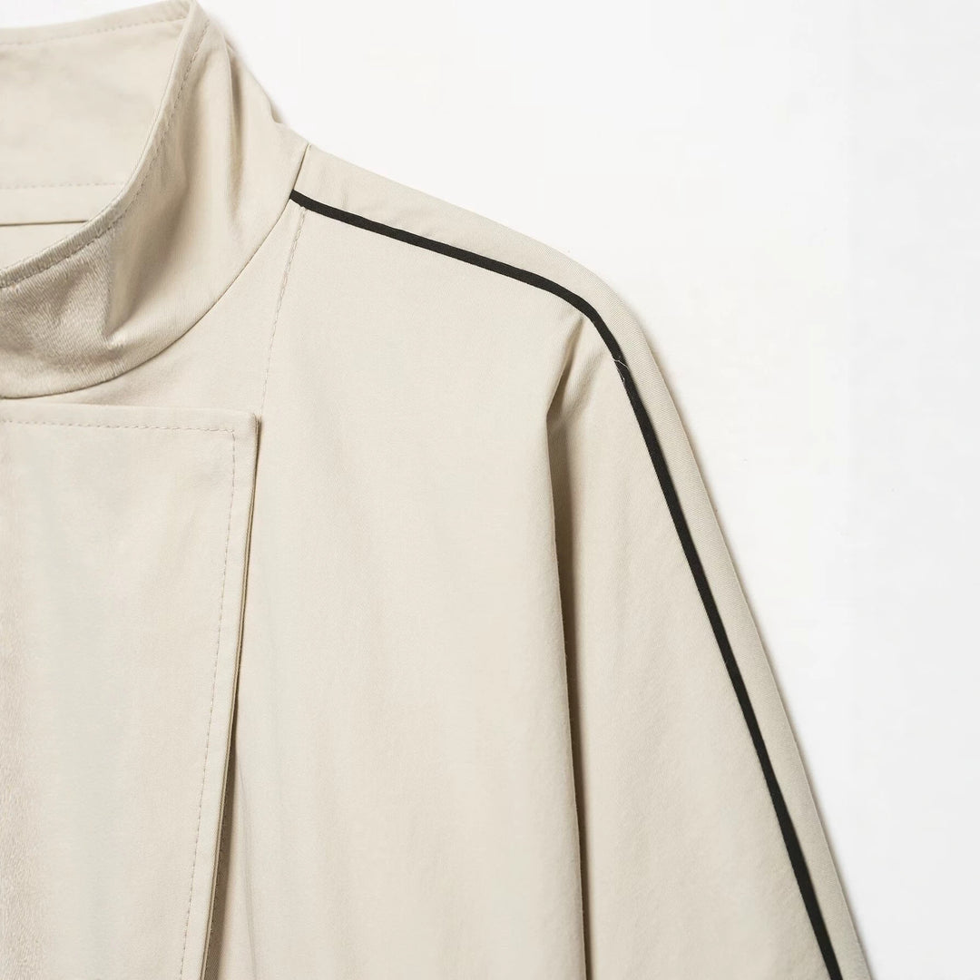 Damen Cropped-Bomberjacke im Boxy‑Schnitt mit Stehkragen, elastischem Saum und Kontrastpaspel Echoarchiv
