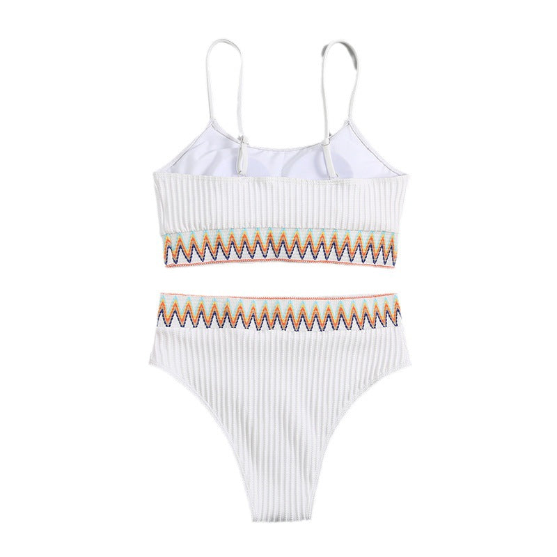 Damen Hoch geschnittener Bikini mit sportlichem Oberteil und kreativem Design Echo Archiv
