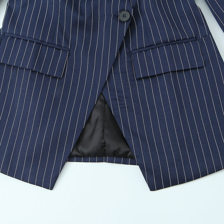 Damen Eleganter Nadelstreifen-Blazer mit asymmetrischem Revers und Pattentaschen Echoarchiv