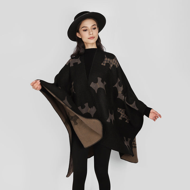 Damen Oversize-Poncho mit jacquardgewebtem Terrier‑Motiv und kontrastiertem Innenfutter Echo Archiv