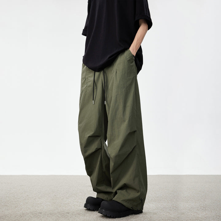 Herren Weite Utility-Cargohose mit Tunnelzugbund Knie‑Paneelen und verstellbarem Saum Echo Archiv