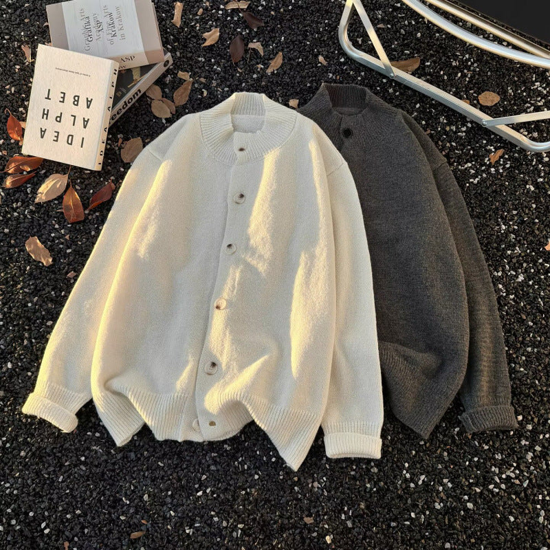 Unisex Oversized Wollmix-Cardigan mit Rundhalsausschnitt, Knopfleiste und geripptem Saum Echoarchiv