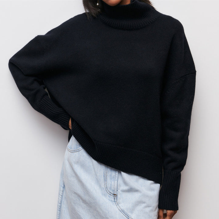 Damen Kuscheliger Oversize Rollkragenpullover mit verdeckten Seitenschlitzen und extra langem Rippbund – Mavelle