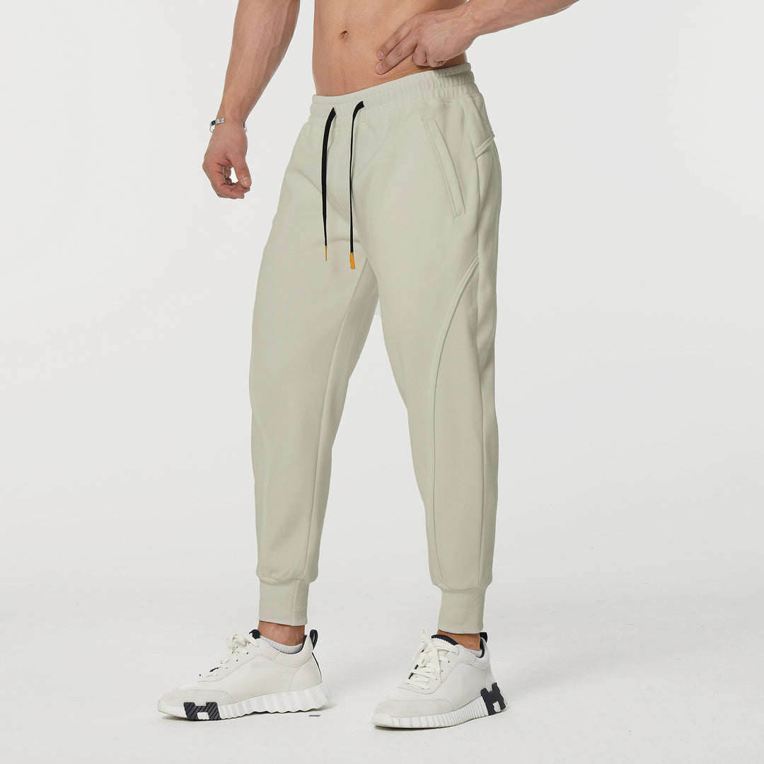 Herren sportliche Jogginghose mit elastischem Bund und seitlichen Taschen Echoarchiv
