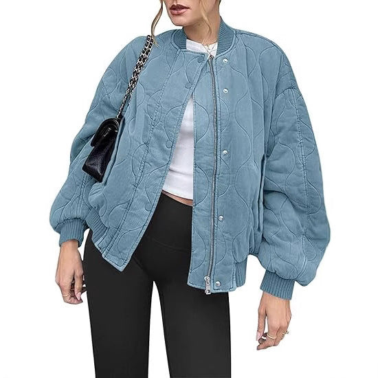 Damen Gepolsterte Oversize-Stepp-Bomberjacke mit Rippbündchen und dekorativer Ziersteppung Echo Archiv