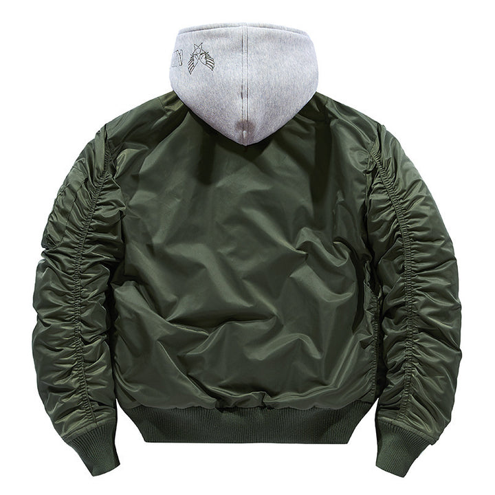 Herren nan fliegerinspirierte Bomberjacke mit integriertem Kapuzeneinsatz, Ärmeltasche und wattierter Innenlage Echo Archiv