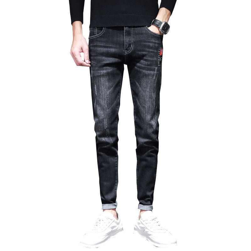 Herren Slim-Fit Jeans im modernen Waschdesign Echoarchiv
