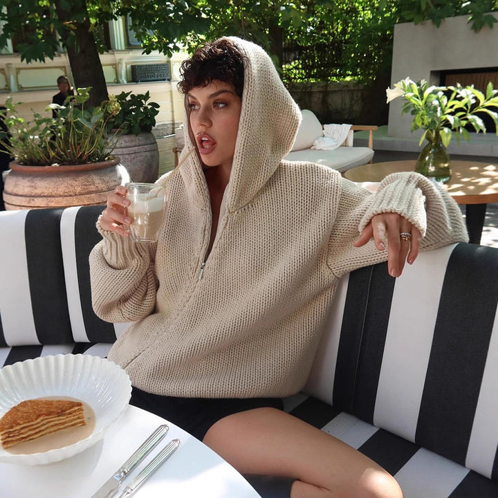 Damen Oversize Kapuzen-Strickcardigan mit Reißverschluss Echoarchiv