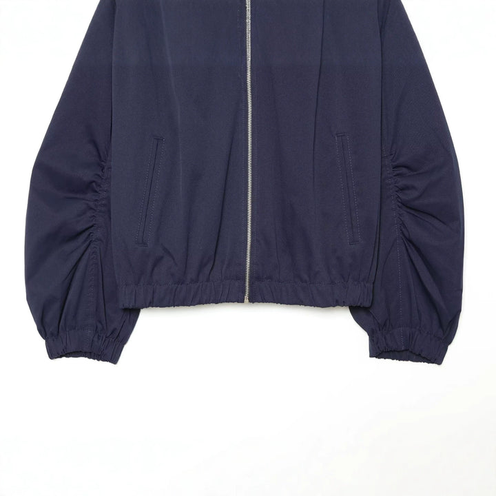 Damen Cropped Bomberjacke mit gerafften Ärmeln und hohem Funnelkragen Echoarchiv