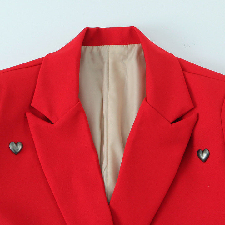 Damen Taillierter Doppelreihiger Blazer mit Herz‑Metallapplikationen und Pattentaschen Echo Archiv