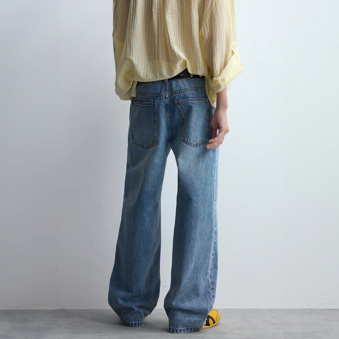 Damen Relaxed-Jeans mit extra weitem Bein, hoher Bund und cleanem Minimal-Design Echo Archiv