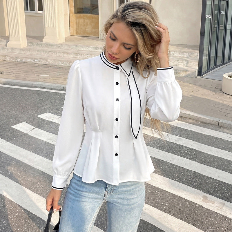 Damen Taillierte Bluse mit Bindeschal, Stehkragen und dekorativer Knopfleiste – Élovi