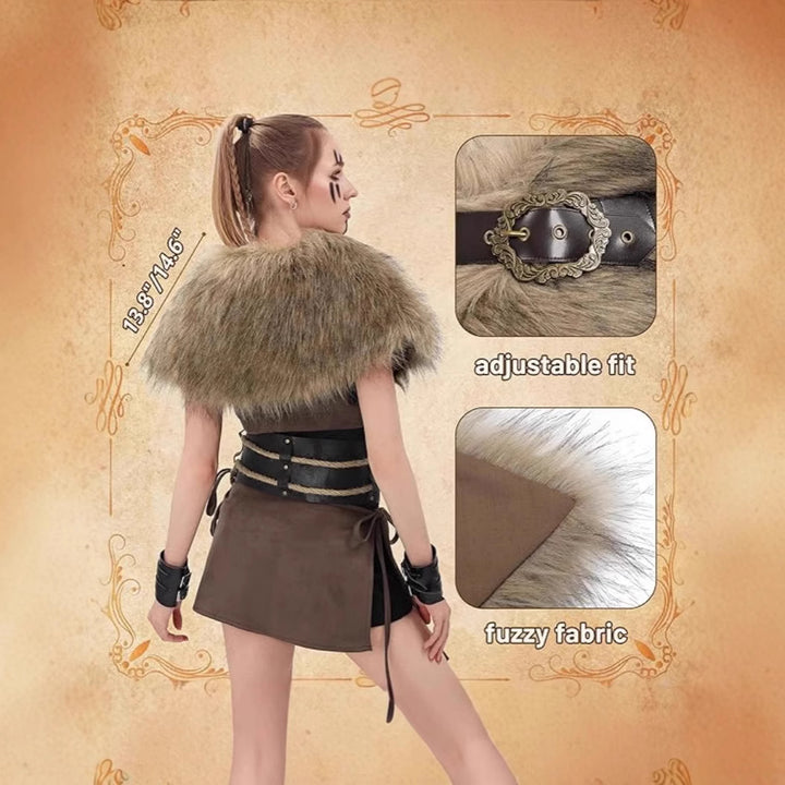 Damen Wikingerin inspiriertes Fantasy‑Kostüm mit Kunstpelz‑Schultercape, Taillengürtel und Ledertasche Echo Archiv