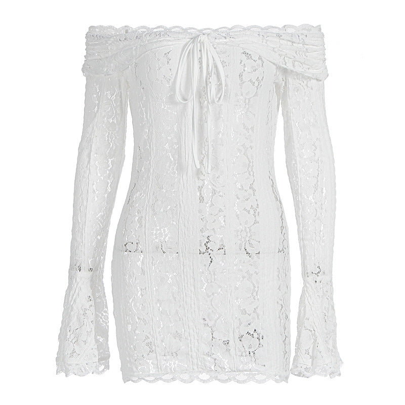 Damen Spitzenoberteil mit Off-Shoulder Design und langen Ärmeln Echo Archiv