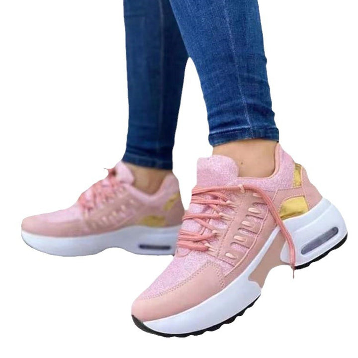 Damen City-Sneaker mit atmungsaktivem Mesh, Velours-Details und sichtbarer Luftkammer – Névara