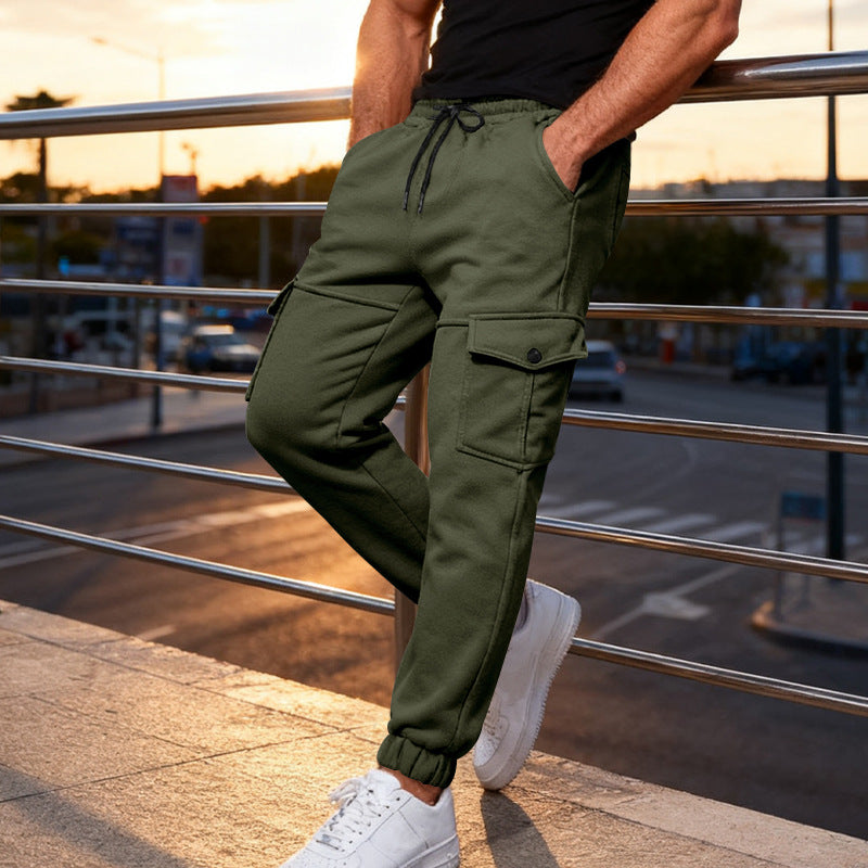 Herren Cargo-Jogginghose mit verstellbarem Bund und seitlichen Taschen Echoarchiv