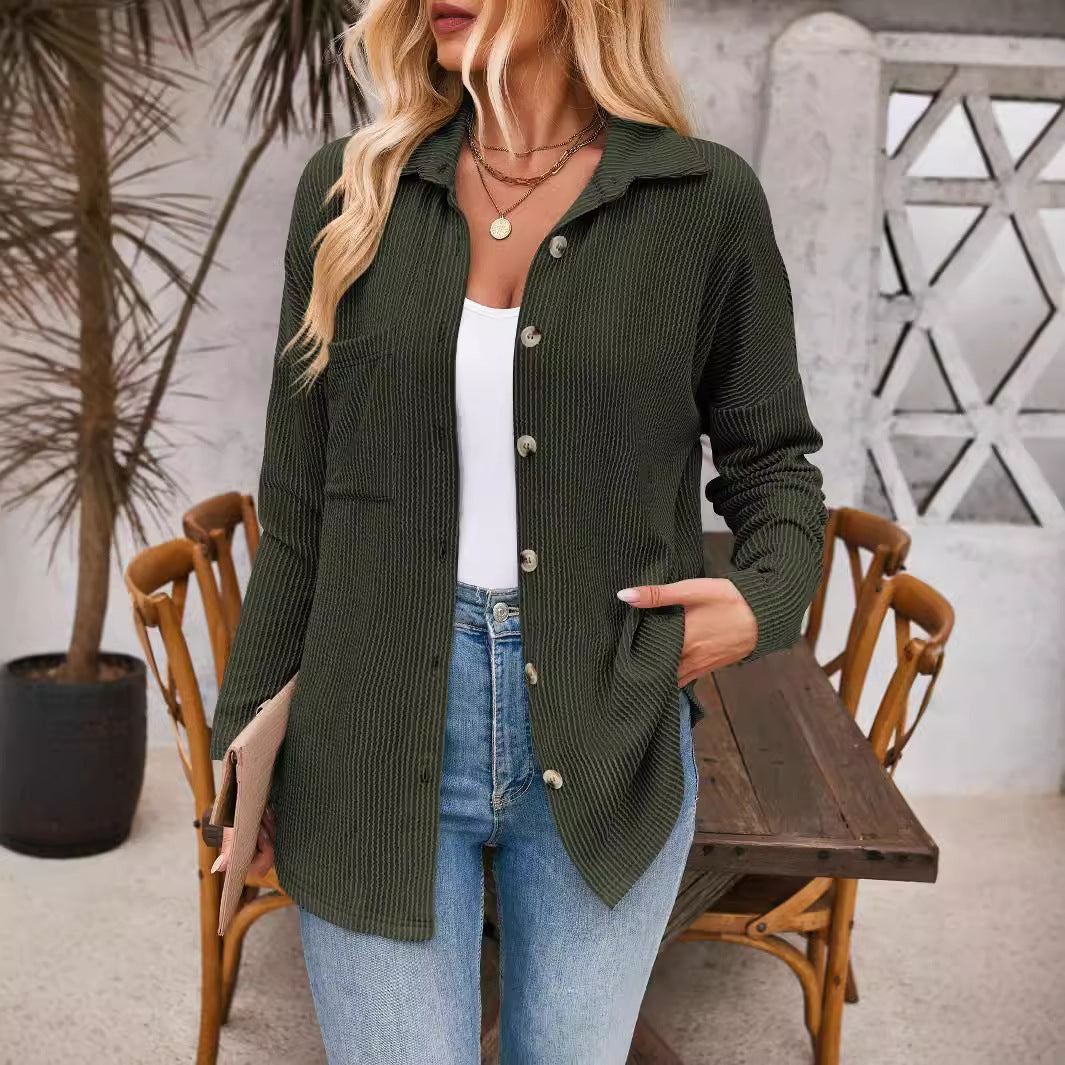 Damen Gerippte Oversize-Hemdjacke mit durchgehender Knopfleiste und Hemdkragen Echoarchiv