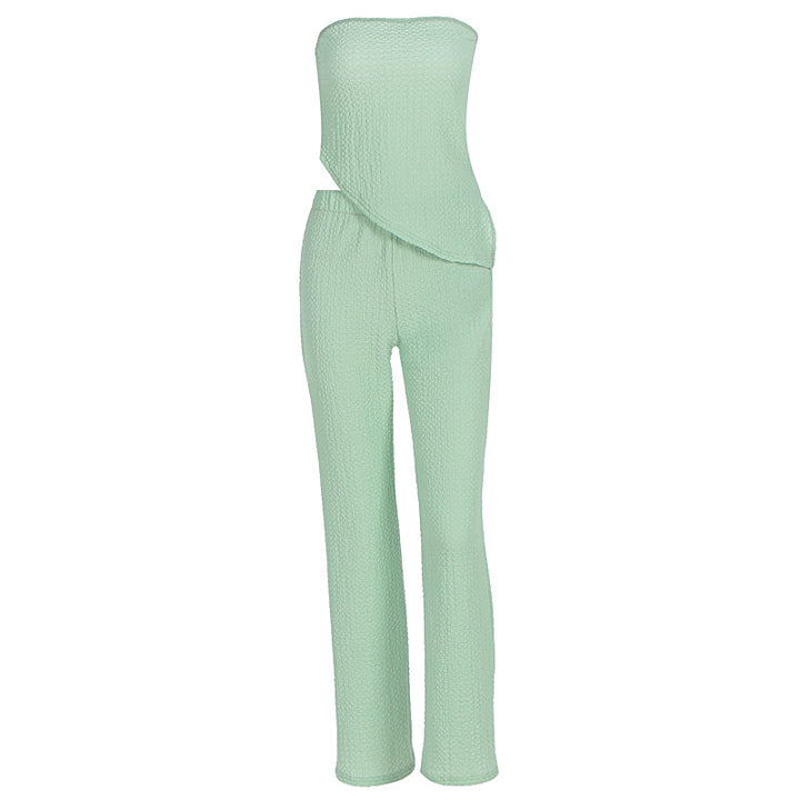 Damen eleganter Jumpsuit mit schulterfreiem Design und asymmetrischem Saum Echo Archiv