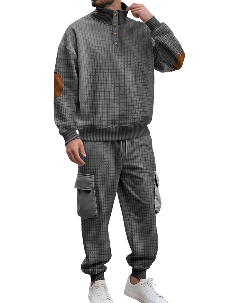 Herren nan Karo-Relief-Sweatset mit Stehkragen-Knopfleiste, Velours-Ellenbogenpatches und Cargo-Jogger Echo Archiv